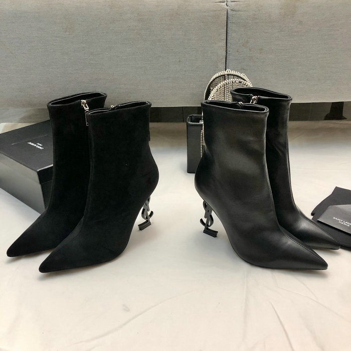 Saint Laurent Leather Boots SNS092401