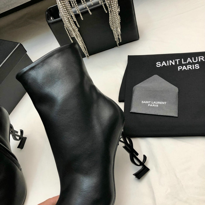 Saint Laurent Leather Boots SNS092401