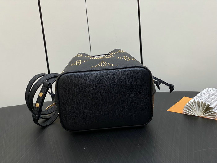 LOUIS VUITTON Neonoe BB Black M46734