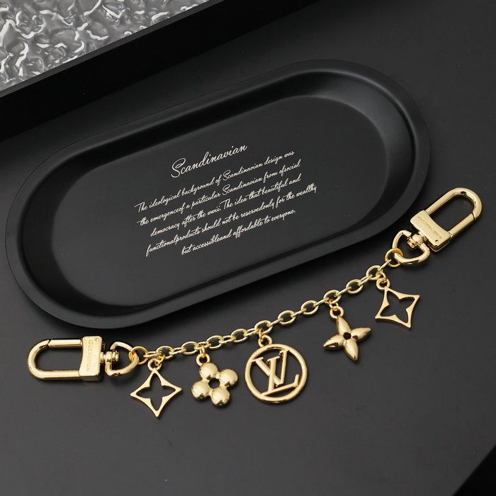 Louis Vuitton Blooming Key Holder M01007