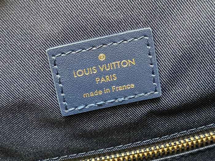 Louis Vuitton Christopher MM M46805