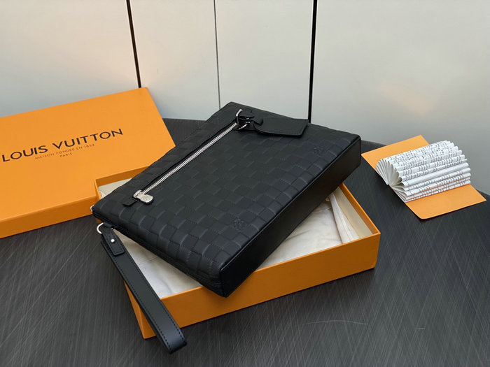 Louis Vuitton Damier Infini Takeoff Pouch N40504