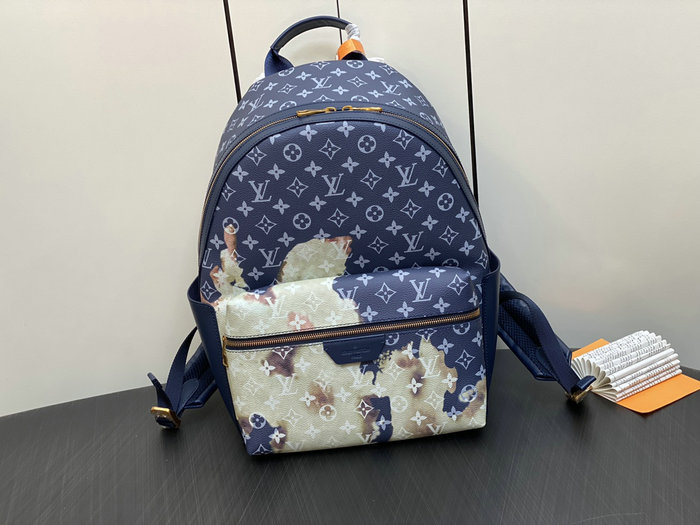 Louis Vuitton Discovery Backpack PM M23905