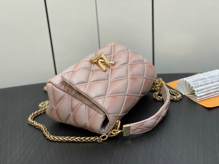 Louis Vuitton GO-14 MM Beige M22891