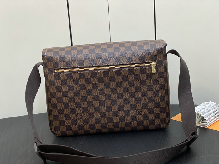 Louis Vuitton Messenger Melville shoulder bag N51125