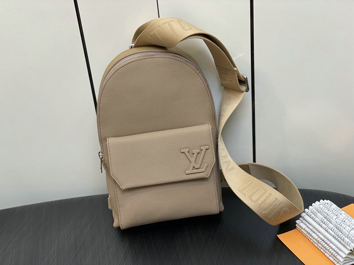 Louis Vuitton Pilot Slingbag Beige M23765