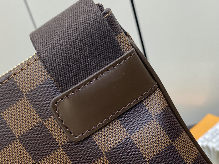 Louis Vuitton Pochette Merwiel Shoulder Bag N51127