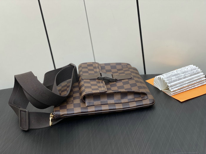 Louis Vuitton Pochette Merwiel Shoulder Bag N51127