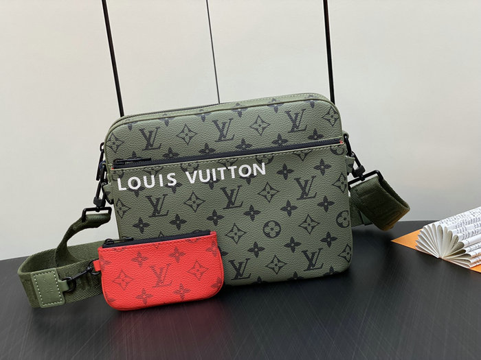 Louis Vuitton Trio Messenger M23783