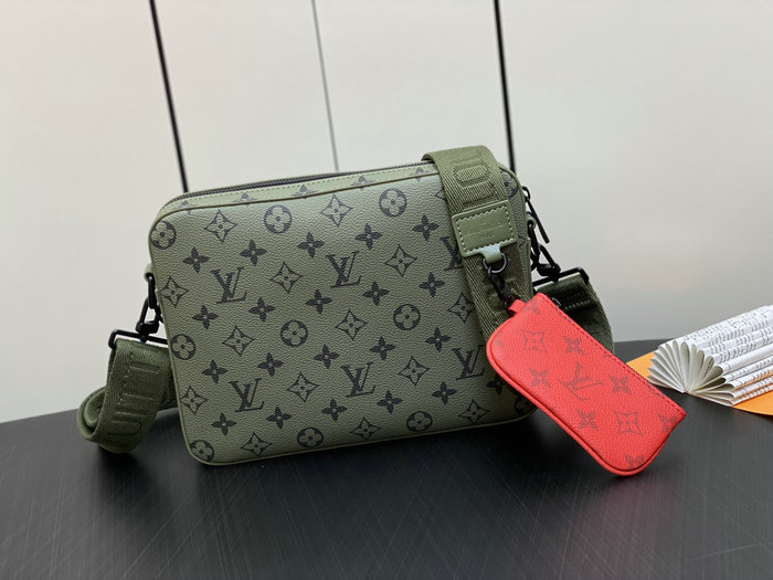 Louis Vuitton Trio Messenger M23783