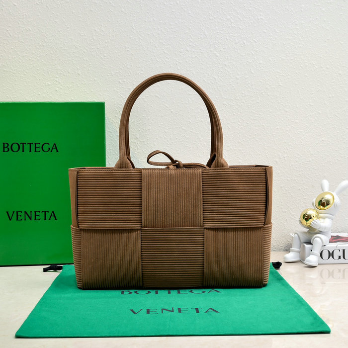 Bottega Veneta Medium Arco Tote Bag Jacobean B9892