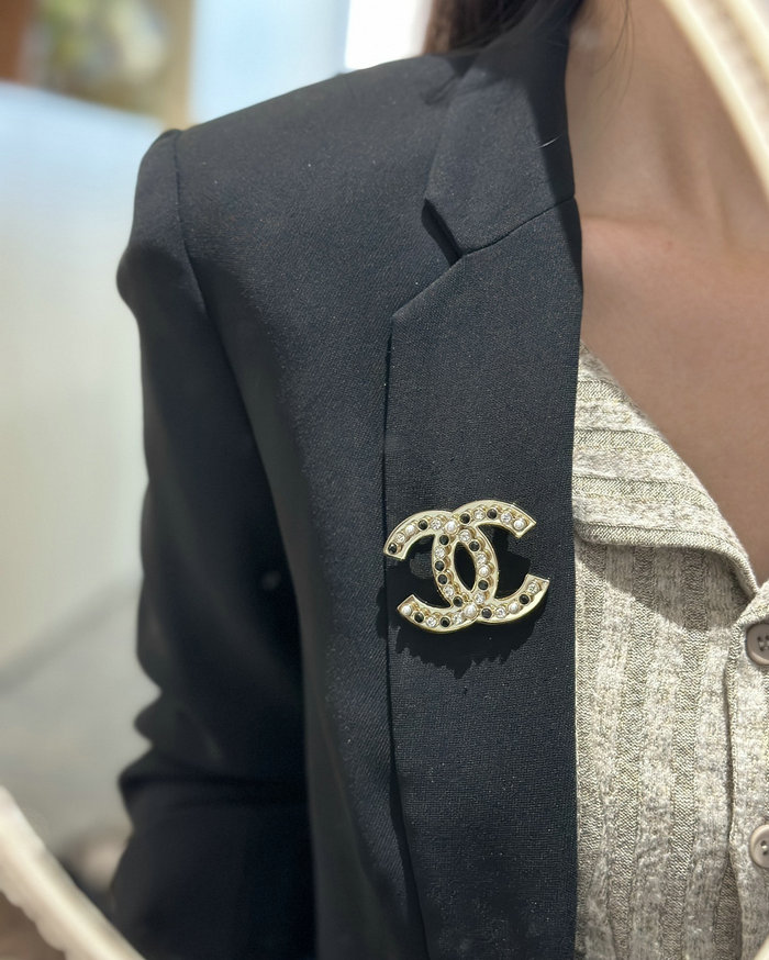 Chanel Brooch YFCB1105