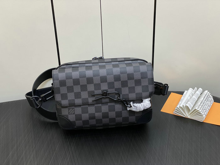 LV Damier Graphite Canvas Steamer Messenger M46795