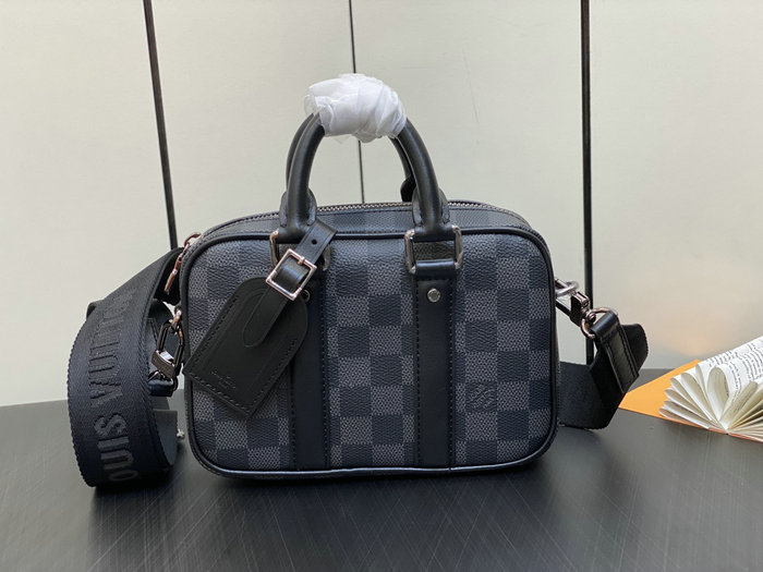 LV Damier Graphite Nano Porte Documents Voyage M82770