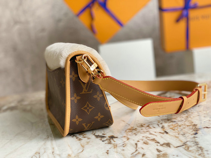 LV Diane M46317