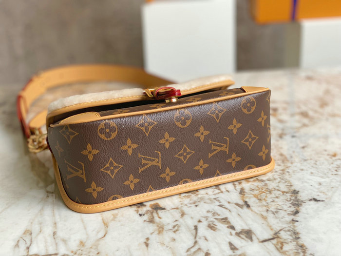 LV Diane M46317