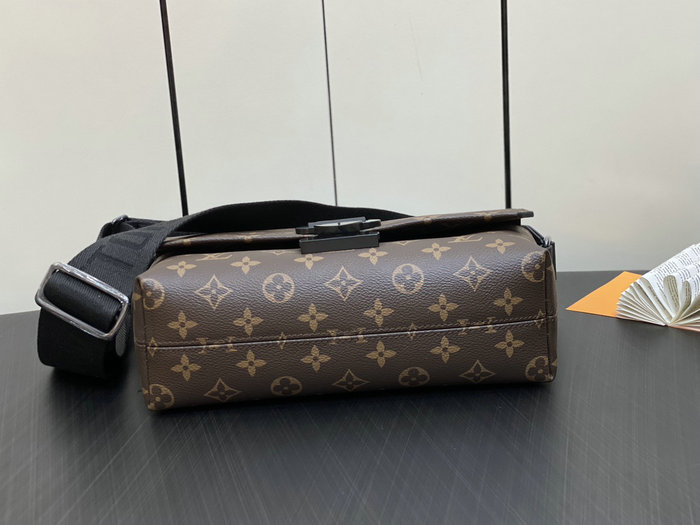 LV Monogram Canvas S-Cape Messenger M46794