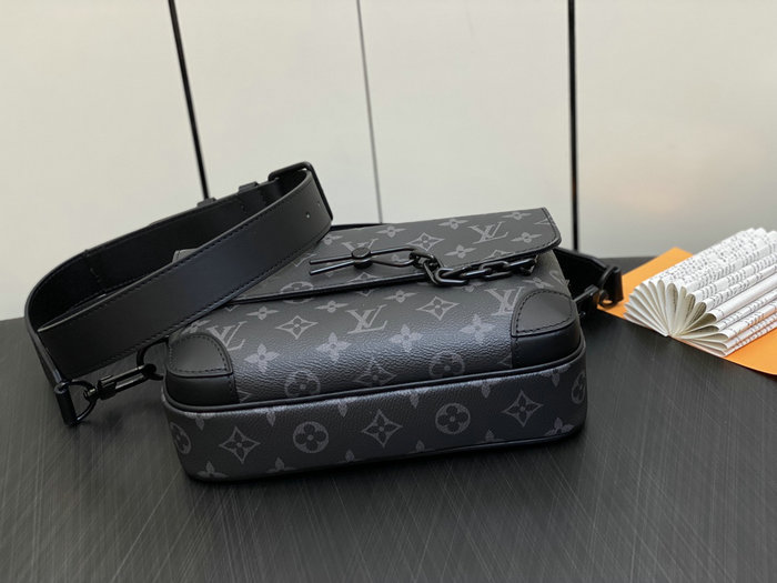 LV Monogram Eclipse Steamer Messenger M46795