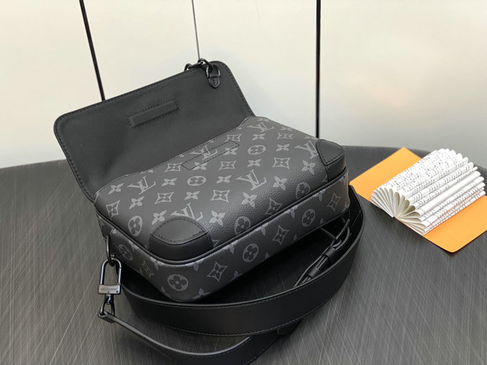 LV Monogram Eclipse Steamer Messenger M46795