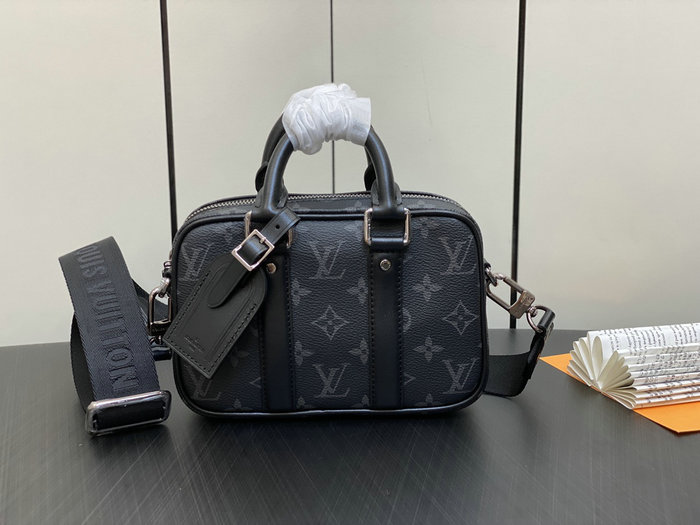 LV Nano Porte Documents Voyage M82770