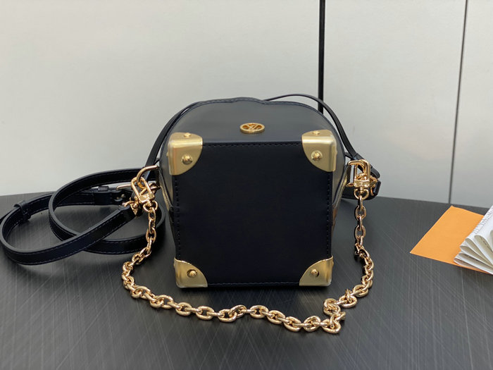 LV Online Only NOE PURSE M82886