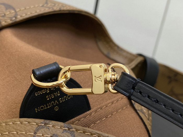 Louis Vuitton ATLANTIS GM M46821