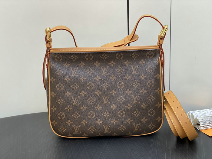 Louis Vuitton Hudson GM M40045