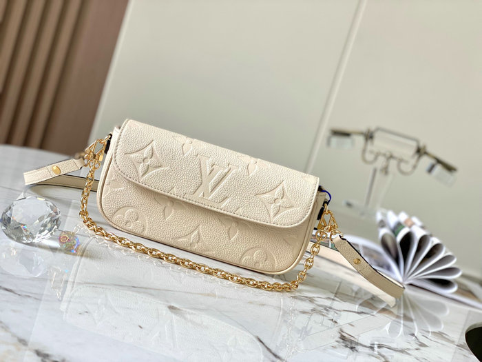 Louis Vuitton Wallet on Chain Ivy Cream M82210