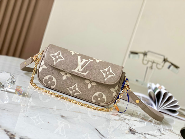 Louis Vuitton Wallet on Chain Ivy Grey M82210