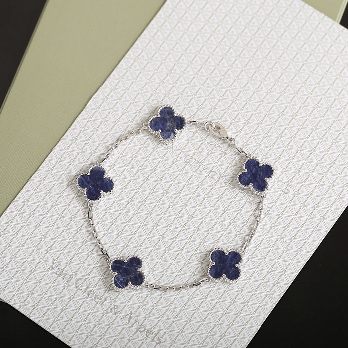 Van Cleef & Arpels Bracelet YFVB1101