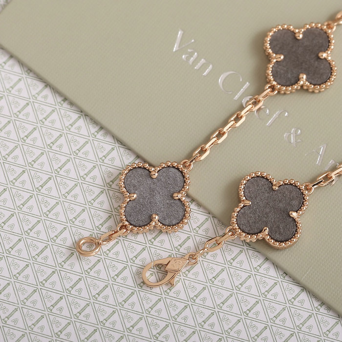 Van Cleef & Arpels Bracelet YFVB1102