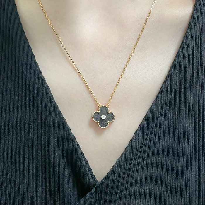 Van Cleef & Arpels Necklace YFVN1103