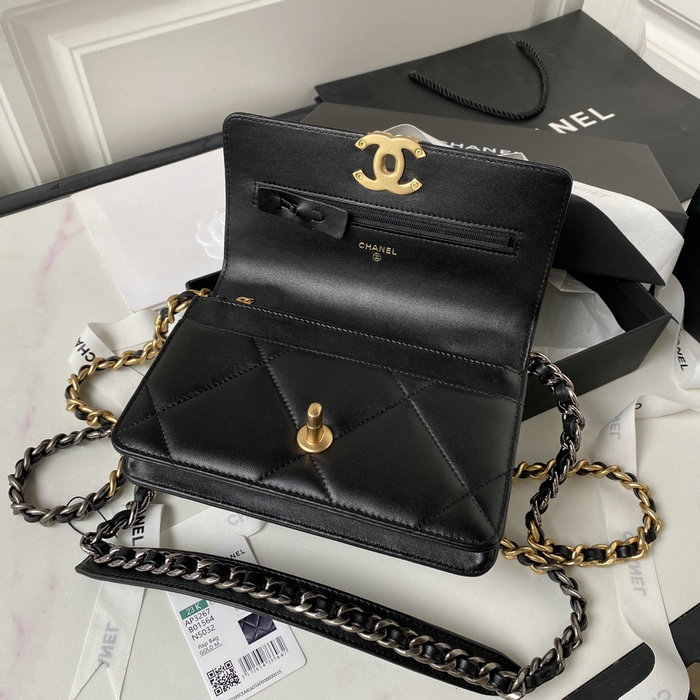 Chanel 19 Wallet On Chain Black with Gold hardware AP3267