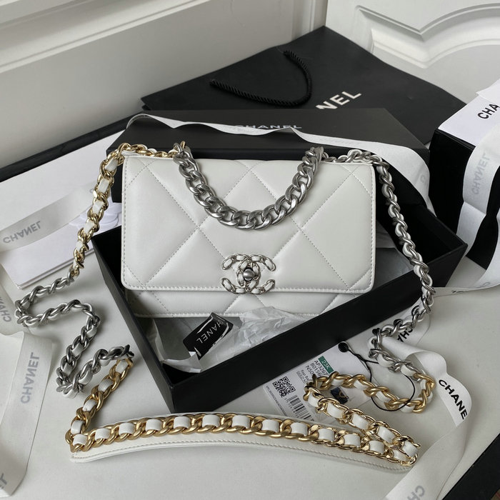 Chanel 19 Wallet On Chain White with Silver hardware AP3267