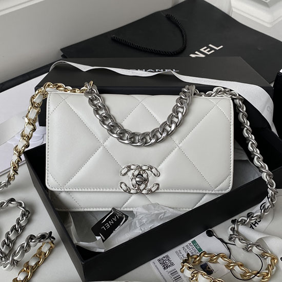 Chanel 19 Wallet On Chain White with Silver hardware AP3267