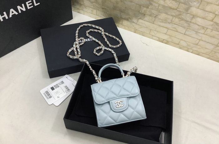 Chanel Clutch With Chain Blue AP2682