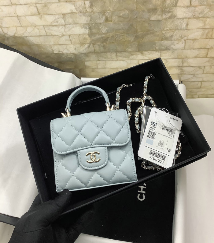 Chanel Clutch With Chain Blue AP2682