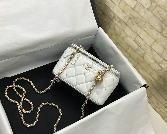 Chanel Clutch with Chain White AP2303