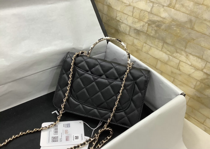 Chanel Flap shoulder with Handle Black AP3574