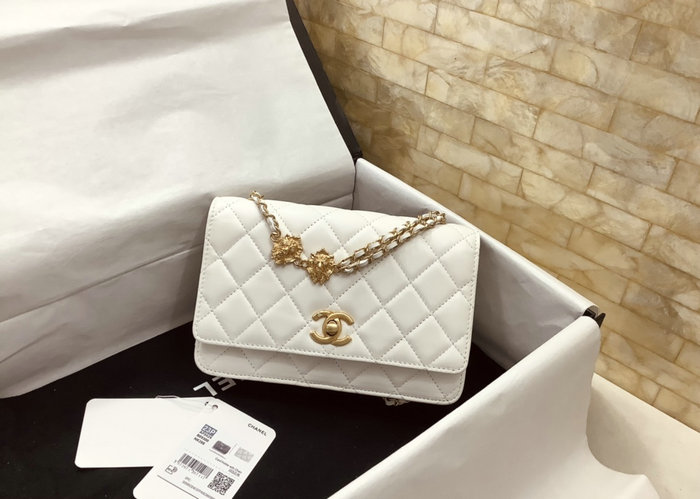Chanel Lambskin Chain Wallet White AP3424