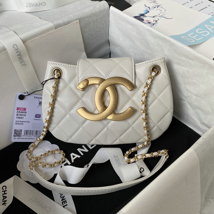 Chanel Lambskin Small Messenger Bag White AS4609