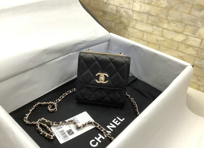 Chanel Small Trendy CC Clutch with Chain A81633