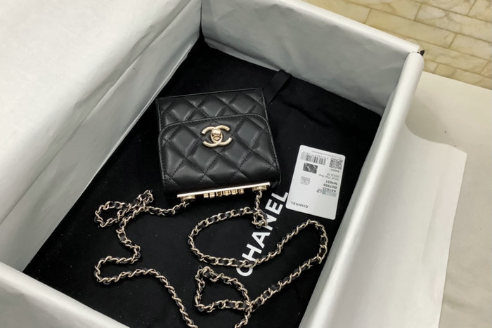 Chanel Small Trendy CC Clutch with Chain A81633