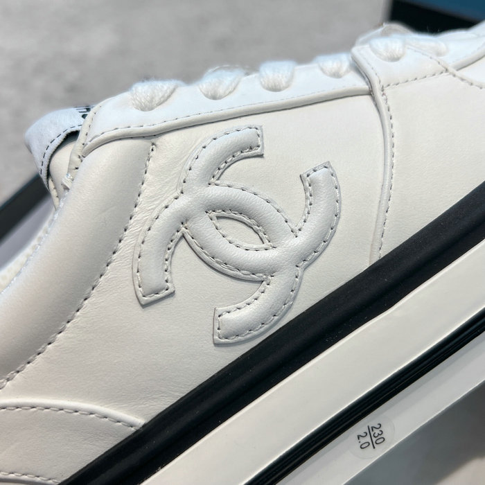 Chanel Sneaker SAC111414