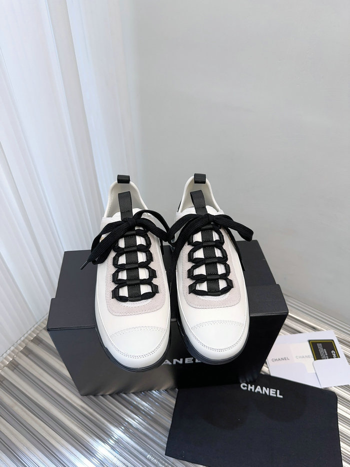 Chanel Sneakers SAC111405