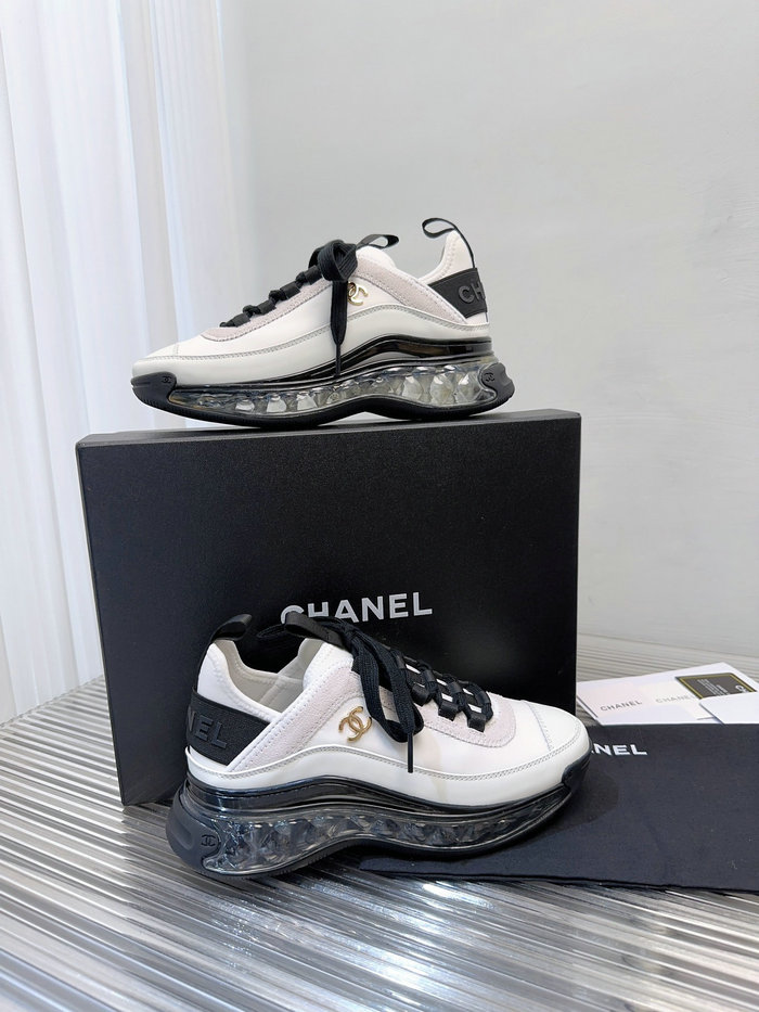Chanel Sneakers SAC111405