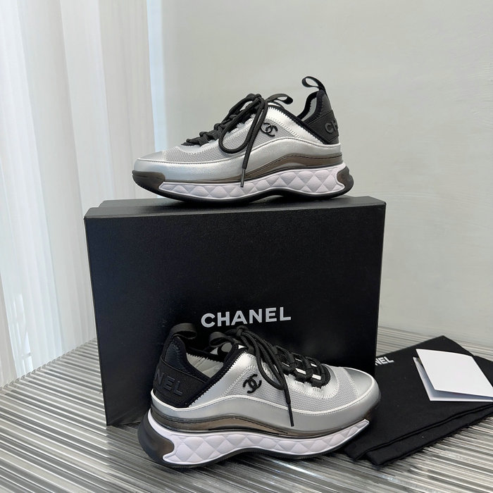 Chanel Sneakers SAC111410