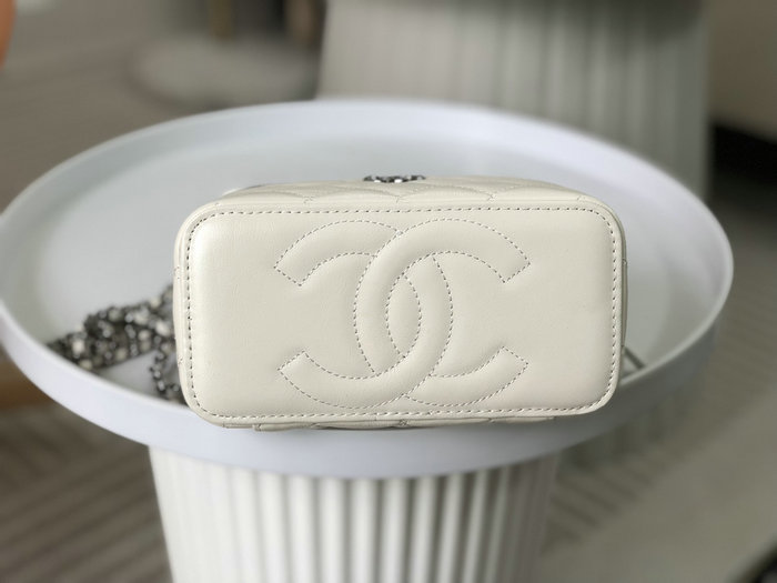 Chanel Vanity Case White AP96030