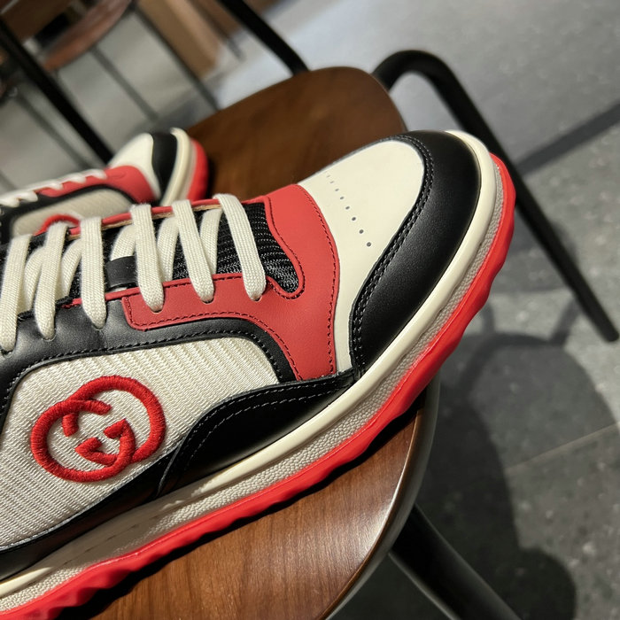 Gucci Sneakers SJG111401