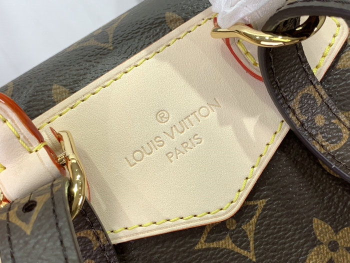 Louis Vuitton Excursion PM M46932